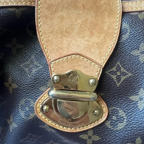AUTHENTIC Louis Vuitton Purse - Picture 3 of 7